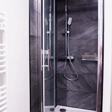 Apartment Romantique Jacuzzi