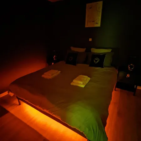 Apartment Romantique Jacuzzi