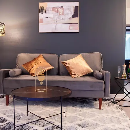 Romantique Jacuzzi Apartment *